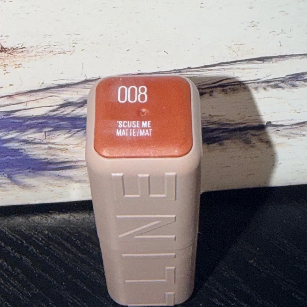 Maybelline Color Sensational Ultimatte Slim Lipstick 008 Scuse Me Matte Sealed